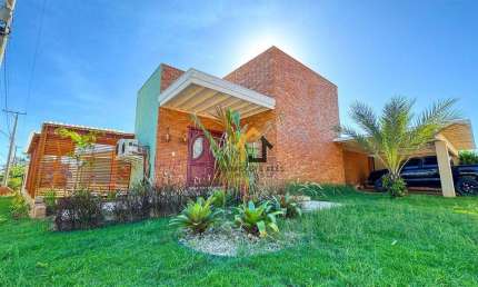 Rancho com 4 Suítes à venda, 354 m² por R$ 2.500.000 - Condomínio Terra da Barra - Mendonça/SP