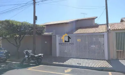Casa com 4 dormitórios à venda, 217 m² por R$ 750.000,00 - Boa Vista - São José do Rio Preto/SP