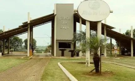 Rancho com 6 dormitórios à venda, 290 m² por R$ 790.000 - Condomínio Aldeia dos Lagos - Icém/SP