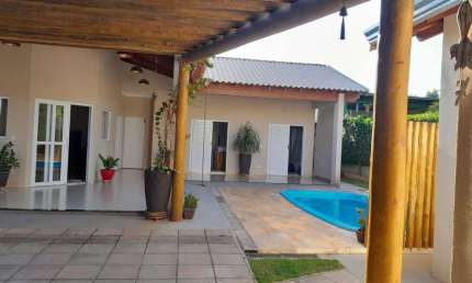 Rancho com 3 dormitórios à venda, 242 m² por R$ 968.000 - Condomínio Villagio Colombo - Mendonça/SP