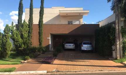 Sobrado com 3 dormitórios à venda, 340 m² por R$ 2.200.000,00 - Loteamento Residencial Golden Park - Mirassol/SP