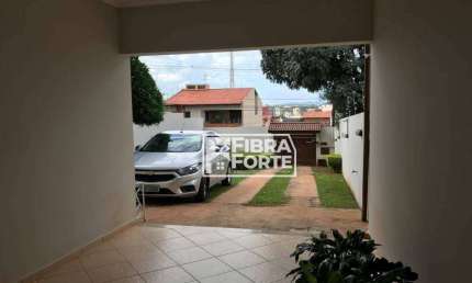 Casa com 3 dormitórios sendo 1 suíte à venda, 248 m² por R$ 920.000 - Parque Nova Suiça - Valinhos/SP