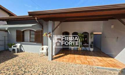 Casa à venda,  Jardim das Vitórias Régias - Valinhos/SP