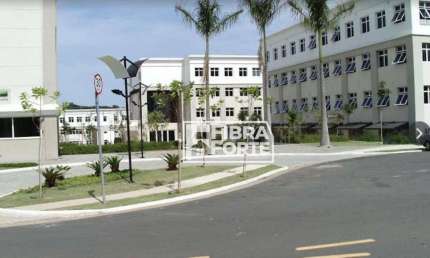 Terreno comercial com 2.380 metros no Alphaville Empresarial