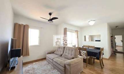 Lindo apartamento próximo Avenida das Amoreiras com 3 quartos sendo 1 suite
