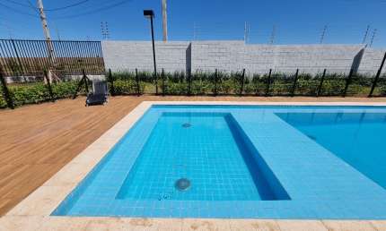 Alugo Apartamento Térreo Com Dois Quartos Zona Norte de Londrina