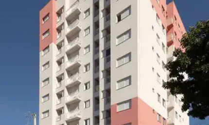Lindo apartamento de 2 qts com sacada e churrasqueira - Área de lazer com piscina