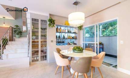 Casa com 3 dormitórios à venda por R$ 2.150.000,00 - Boa Vista - Curitiba/PR