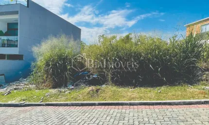 Terrenos com infraestrutura — próximo estr. do mendanha em cg.