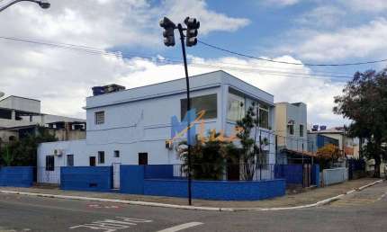 Casa comercial com 6 salas à venda na Rua Alfredo Backer, 341, Centro, Macaé