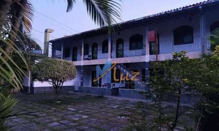 Casa comercial à venda na Rua Comandante Barcelar, 14, Centro, Guapimirim