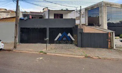 Casa com 9 dormitórios à venda, 452 m² por R$ 950.000,00 - Bancários - Londrina/PR