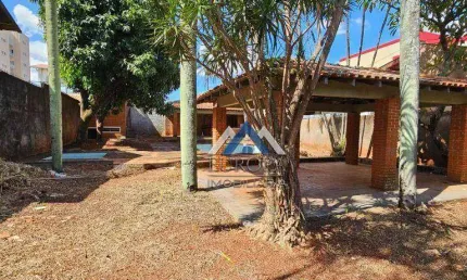 Terreno à venda, 450 m² por R$ 640.000,00 - Aeroporto - Londrina/PR