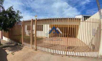 Casa com 3 dormitórios à venda, 180 m² por R$ 550.000,00 - Monte Belo - Londrina/PR