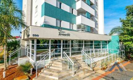 Apartamento com 3 dormitórios à venda, 72 m² por R$ 689.000,00 - Petrópolis - Londrina/PR