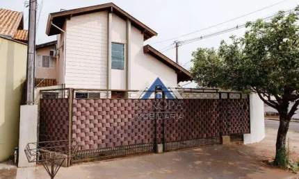 Sobrado Jd. Guararapes,  com 3 dormitórios à venda, 160 m² por R$ 700.000 - Jardim Guararapes - Londrina/PR