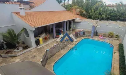 Sobrado com 4 dormitórios à venda, 240 m² por R$ 1.450.000,00 - Quebec - Londrina/PR