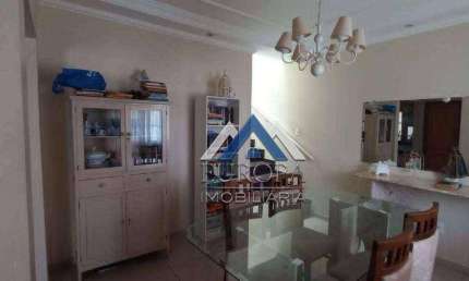 Sobrado com 3 dormitórios à venda, 135 m² por R$ 840.000,00 - Jardim Acapulco - Londrina/PR