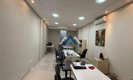 Sobrado com 3 dormitórios à venda, 370 m² por R$ 1.300.000,00 - Vila Brasil - Londrina/PR