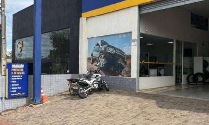 Barracão para alugar, 400 m² por R$ 15.416,67/mês - Centro - Londrina/PR