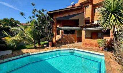 Sobrado com 4 dormitórios à venda, 377 m² por R$ 1.300.000,00 - Jardim Presidente - Londrina/PR