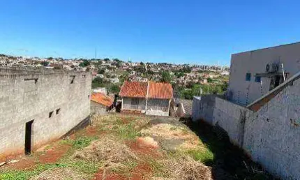 Terreno à venda no Jardim Columbia – 360 m² – Ideal para casa assobradada!