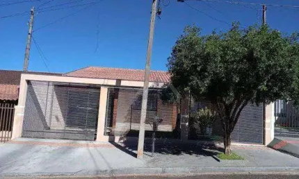 Casa com 3 dormitórios à venda, 110 m² por R$ 550.000,00 - Catuai - Londrina/PR