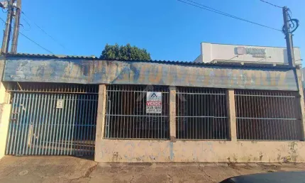 Terreno à venda, 309 m² por R$ 850.000,00 - Operária - Londrina/PR