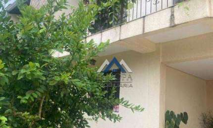 Sobrado com 4 dormitórios, 306 m² - venda por R$ 800.000,00 ou aluguel por R$ 3.200,02/mês - Portal de Versalhes 2 - Londrina/PR