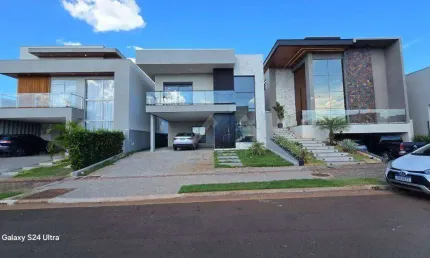 Sobrado com 3 dormitórios à venda, 200 m² por R$ 1.550.000,00 - Conjunto Habitacional Alexandre Urbanas - Londrina/PR