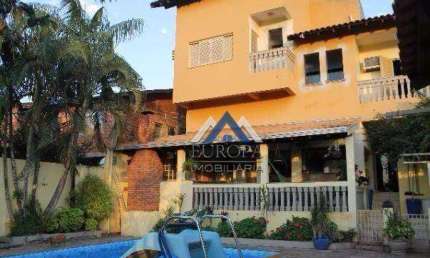 Sobrado com 3 dormitórios à venda, 280 m² por R$ 1.300.000,00 - Brasilia - Ibiporã/PR