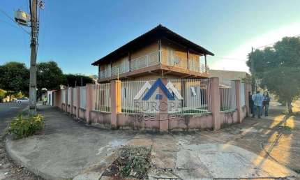 Sobrado com 6 dormitórios à venda, 182 m² por R$ 720.000,00 - Jardim Tarumã - Londrina/PR