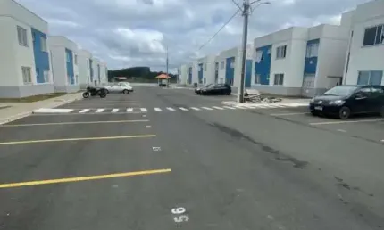 Apartamento com 2 quartos  para alugar, 45.00 m2 por R$900.00  - Estados - Fazenda Rio Grande/PR