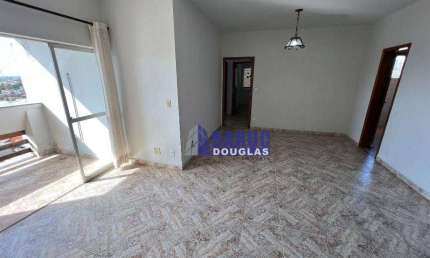 Vende-se apto ótimo Edf. Park Diplomata no Bairro Consil, apto com sala jantar e estar, 03 quartos, 02 Wc's e 02 garagens, piscina e espaço gourmet.