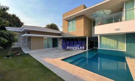 VENDE-SE LINDA MANSÃO COM 05 SUÍTES COM 680m2 CONSTRUÍDOS E 1.187m2 DE TERRENO NO COND. GRAN VILLE