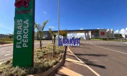 Vende-se ótimo terreno Florais Pérola, com 180m2, analisa pegar carro como parte de pagamento.