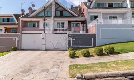 Casa com 4 quartos à venda na Rua Emílio de Almeida Torres, 190, Campina do Siqueira, Curitiba por R$ 1.100.000