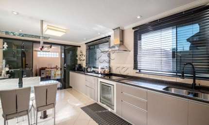 Casa com 4 quartos à venda na Rua Luiz França, 694, Cajuru, Curitiba, 263 m2 por R$ 1.500.000