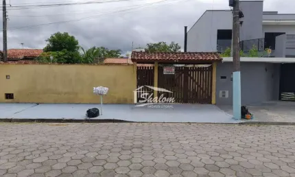 Casa com 2 quartos à venda na Rua Treze, Pontal de Santa Marina, Caraguatatuba