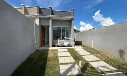 Casa com 3 quartos à venda na Avenida Thereza Albino Chacon, Balneário dos Golfinhos, Caraguatatuba