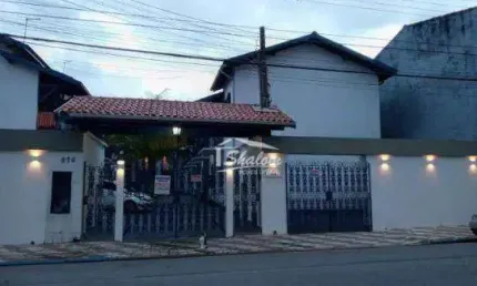 Casa com 2 quartos à venda na Rua São Benedito, Centro, Caraguatatuba