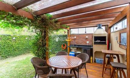 Casa em condomínio fechado com 3 quartos à venda na Avenida Engenheiro Ludolfo Boehl, 1179, Teresópolis, Porto Alegre, 240 m2 por R$ 1.180.000