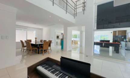 Casa em condomínio fechado com 5 quartos à venda na Avenida Juca Batista, 9000, Belém Novo, Porto Alegre, 465 m2 por R$ 2.988.000