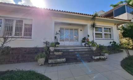 Casa com 3 quartos à venda na Beco do Paraiso, 46, Santa Tereza, Porto Alegre, 320 m2 por R$ 1.250.000