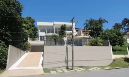 Casa a venda no condominio marambaia em vinhedo/sp.