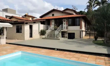 Casa a venda no Condominio Vista Alegre em Vinhedo/SP.