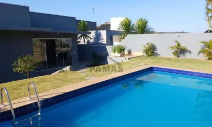 Excepcional casa terrea e nova no Condominio Reserva dos Vinhedos em Louveira/SP