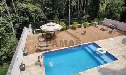 Casa de alto padrao  em condominio fechado com 03 suites em Vinhedo