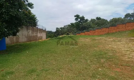 Otimo terreno plano no Condominio Cambaras - Valinhos divisa com Vinhedo