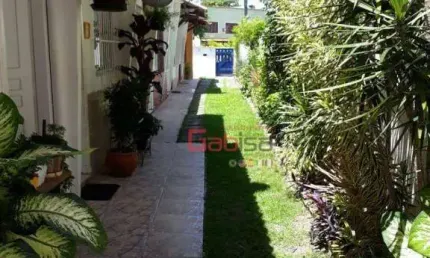 Casa com 2 dormitórios à venda, 65 m² por R$ 275.000,00 - Portinho - Cabo Frio/RJ